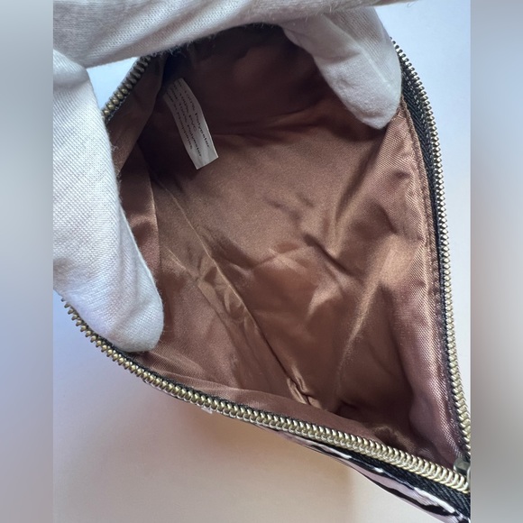 Primrose Hill London Makeup/ Toiletry Bag - Picture 4 of 6